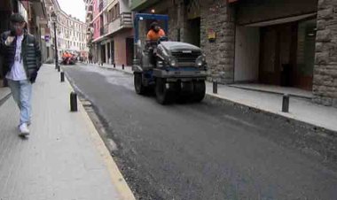 PUIGCERDÀ INICIA ELS TREBALLS DE MILLORA EN DIVERSOS CARRERS