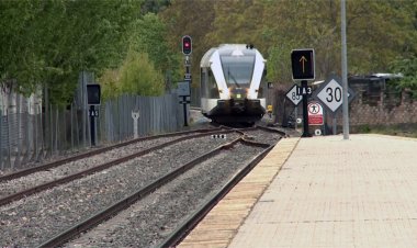 LA TERCERA UNITAT DEL TREN DE LA POBLA ENTRARÀ EN SERVEI AL MAIG