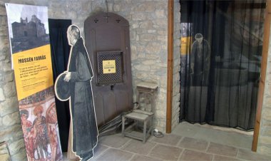 LA MOSTRA MUR AL DESCOBERT, FINS AL SETEMBRE A LA COL·LEGIATA DE SANTA MARIA DE MUR