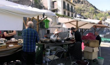 GERRI DE LA SAL ESTRENA MERCAT D’ARTESANS COM A NOU RECLAM PEL MUNICIPI