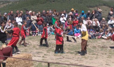 LLÍVIA RECUPERA AQUEST CAP DE SETMANA LA FESTA DEL CASTELL