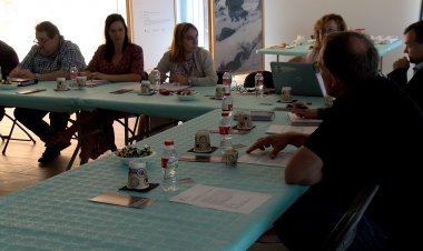 DOS NOUS CONTRACTES PROGRAMA PER AFRONTAR LA DEMANDA DE SERVEIS SOCIALS