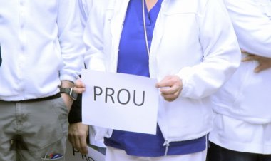 CONCENTRACIÓ A LA FSH PER RECLAMAR MILLORES LABORALS