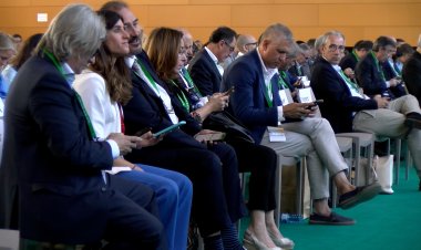 LA SEGONA JORNADA DE LA TROBADA EMPRESARIAL AL PIRINEU ES CENTRA EN L’ECONOMIA