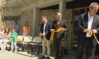 ISÒVOL INAUGURA EL NOU AJUNTAMENT I LA RENOVACIÓ DEL CENTRE DEL NUCLI D'ALL