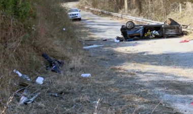 MOR EL CONDUCTOR D’UN TURISME EN SORTIR DE LA N-145 I CAURE PER UN BARRANC