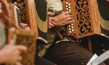 TOT A PUNT PER LA TROBADA D’ACORDIONISTES DEL PIRINEU