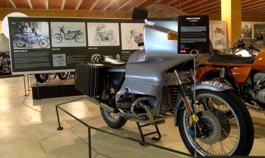 EXPOSICIÓ SOBRE MOTOCICLETES, DISSENY I ART AL MUSEU DE LA MOTO DE BASSELLA