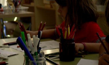 UNA FAMÍLIA AMB 4 INFANTS S’ESTABLEIX A TUIXENT