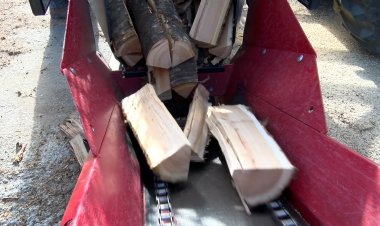 L’AUGMENT DE PREU DE LA LLUM, EL GAS I EL GASOIL DISPARA LA DEMANDA DE LLENYA