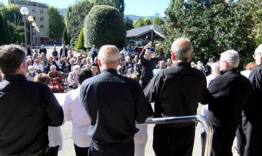LA SEU D’URGELL TANCA LA FESTA DE LA GENT GRAN AMB UN DINAR POPULAR