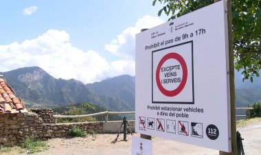 L’APARCAMENT A L’ENTRADA D’ESTANA HA COMPTAT ENGUANY AMB UN INFORMADOR