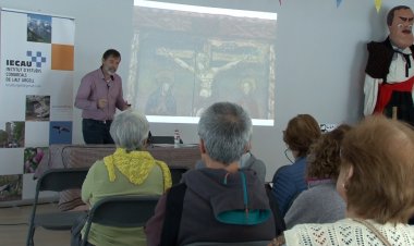 UNA XERRADA DEDICADA AL MESTRE DE TUIXENT TANCA EL CICLE ‘DESENTERRANT EL PASSAT’