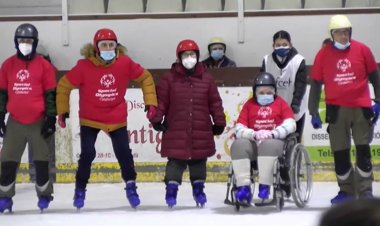 PRIMERA JORNADA DE PATINATGE SOBRE GEL INCLUSIU
