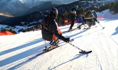 LES ATLETES ESPANYOLES HAN DEBUTAT ALS MUNDIALS AMB LA PROVA DE SLALOM GEGANT
