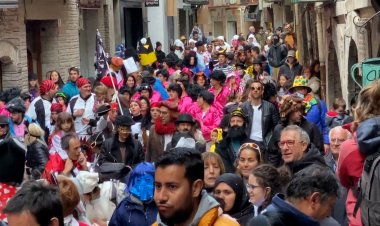 ELS PALLARS I LA RIBAGORÇA S’OMPLEN DE FESTA PER CELEBRAR EL CARNAVAL
