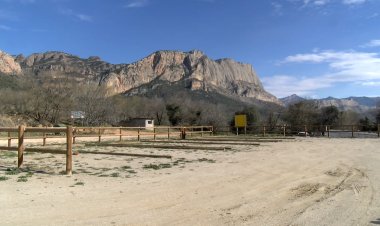 L’ESPAI D’AUTOCARAVANES DE PERAMOLA ENTRA EN FUNCIONAMENT AMB TOTS ELS SERVEIS