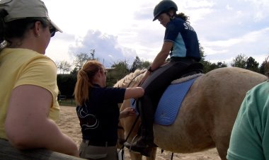 PROFESSIONALS DEL MÓN EQÜESTRE AMPLIEN CONEIXEMENTS EN ‘SADDLE FITTING’ A BELLESTAR
