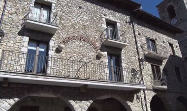 BELLVER INSTAL·LARÀ PLAQUES FOTOVOLTAIQUES A DIVERSOS EQUIPAMENTS