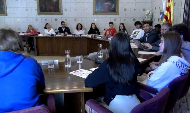 EL CONSELL MUNICIPAL D’ADOLESCENTS DEMANA UN TEATRE MUNICIPAL I UN ESPAI DE TROBADA