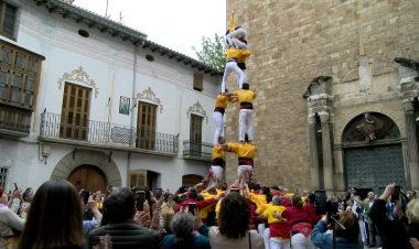 ELS MALFARGATS DE PALLARS LLUEIXEN PER PRIMER COP LA CAMISA GROGA EN UNA DIADA A TREMP