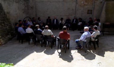 ELS RAMADERS DEL JUSSÀ DEMANEN A LA GENERALITAT QUE ELS AJUDI A TROBAR ON COMPRAR FARRATGE