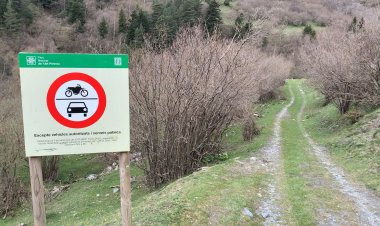 UN MOTORISTA QUE VOLIA CIRCULAR PER LA PISTA DE BONABÉ AGREDEIX UN VIGILANT DEL PARC NATURAL DE L’ALT PIRINEU