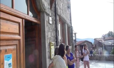 L’ESCOLA PORTELLA BLANCA DE LLES COMENÇA EL CURS ESCOLAR AMB TRES NOUS ALUMNES