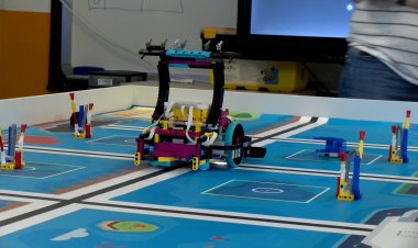 ÚLTIMS ENTRENAMENTS DELS EQUIPS DE L’ESCOLA ALBERT VIVES PER LA FINAL ESTATAL DE LA WRO