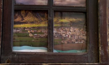 L’ALUMNAT D’OLIANA REFLEXIONA SOBRE LA RELACIÓ QUE ESTABLIM  AMB EL PATRIMONI