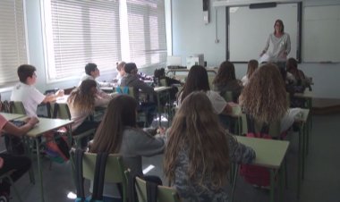 CERDANYA ALERTA DE LA MANCA DE PROFESSORAT