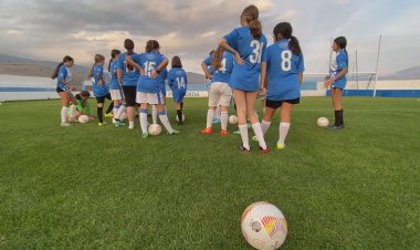 EL FUTBOL FEMENÍ GUANYA TERRENY A PUIGCERDÀ