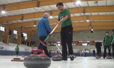 VINT EQUIPS PARTICIPARAN AL 16è TROFEU INTERNACIONAL VILA DE PUIGCERDÀ DE CÚRLING