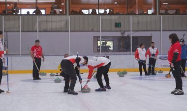L'EQUIP JACETANIA CÚRLING CLUB GUANYA EL 16è TROFEU INTERNACIONAL VILA DE PUIGCERDÀ