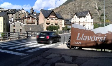TERRITORI LICITA LES OBRES PER EIXAMPLAR EL PONT DE LA C-13 A LLAVORSÍ