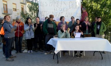 DEMANEN 2.000 EUROS DE MULTA A UNA JOVE PER LES PINTADES DE SORT