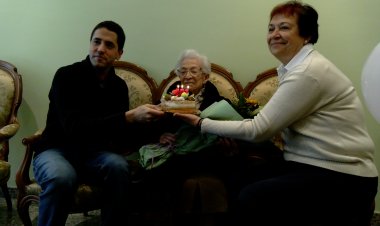L’AJUNTAMENT DE LA SEU D’URGELL FELICITA FRANCISCA ARGELAGUES PELS 101 ANYS