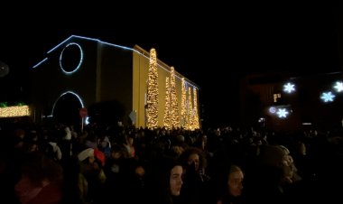 ELS LLUMS DE NADAL JA IL·LUMINEN LA SEU D’URGELL