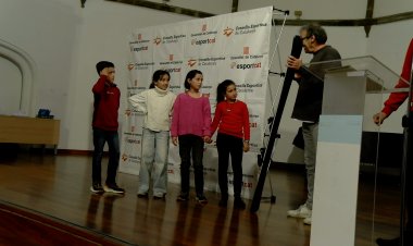 EL PROGRAMA ESPORT BLANC ESCOLAR COMPLEIX DEU EDICIONS