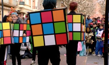 ELS INFANTS HAN DONAT EL TRET DE SORTIDA AL CARNAVAL DE TREMP