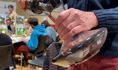 LA BIBLIOTECA FUSIONA LLETRES I VINS A TREMP