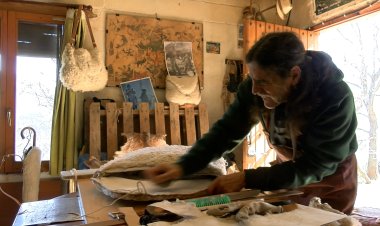 UN PROJECTE RECUPERA LA INDUMENTÀRIA DELS PASTORS FETA AMB PELL D’OVELLA