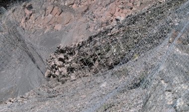 UNA ESLLAVISSADA TALLA LA N-260 A BARO