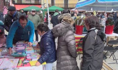 EL FRED NO DESLLUEIX EL SANT JORDI A PUIGCERDÀ