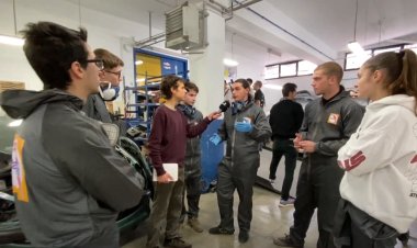 Futurs mecànics es posen a prova a La Salle de la Seu d’Urgell: Connecta Lleida Pirineus 29-04-2024