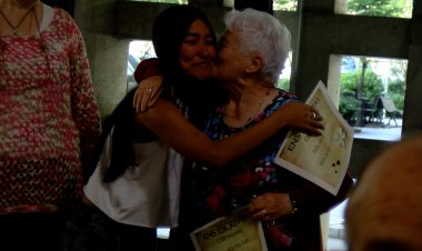 EL PROJECTE ‘ENS ESCRIVIM’ CONNECTA GENT GRAN I JOVES A TRAVÉS DE CARTES