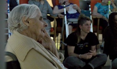 ESPAIS D’INTERCANVI ENTRE LES PADRINES DE LA RESIDÈNCIA DE SORT I LES JOVES FEMINISTES
