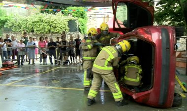 ELS BOMBERS VOLUNTARIS DE COLL DE NARGÓ APROPEN LA SEVA FUNCIÓ A LA POBLACIÓ