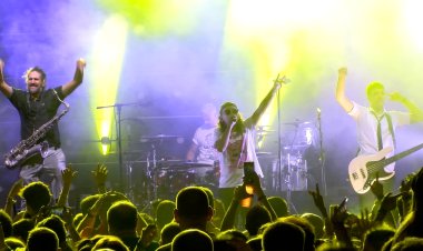 MÉS DE 1.500 PERSONES PER A VEURE BUHOS A LA FESTA MAJOR D’ESTERRI