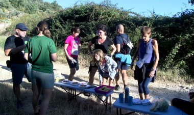 UNA CAMINADA POPULAR DONA EL TRET DE SORTIDA DE LA FESTA MAJOR DE CELLERS